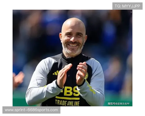 球星风格足球：打造个性化技艺与团队协作的完美结合