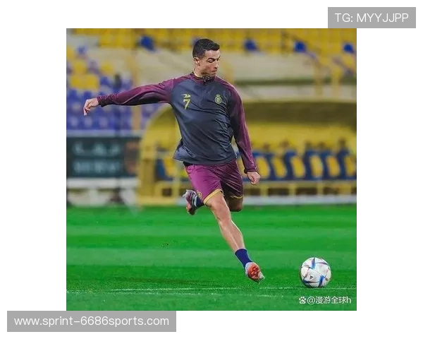 葡萄牙足球巨星C罗展现卓越球技成就与辉煌生涯回顾