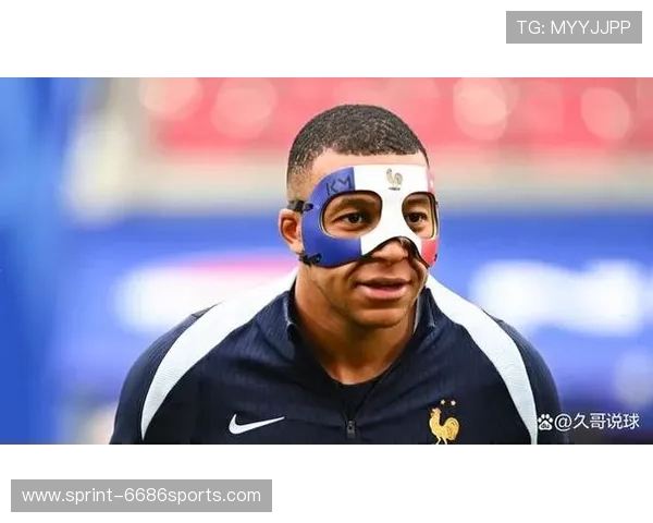 足球场上戴面具的球星是谁 他为何选择面具成了焦点